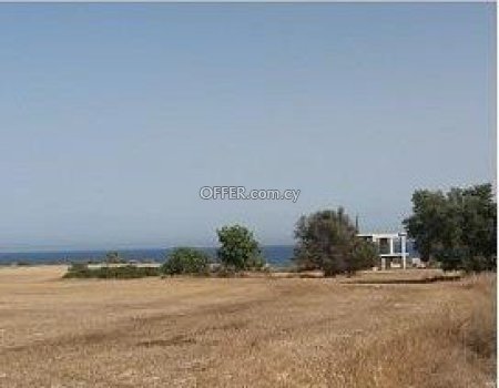 ⚠️⚠️ Touristic land of 8,362sq.m in Agios Theodoros, Larnaka 150m from the sea⚠️⚠️1129 - 3