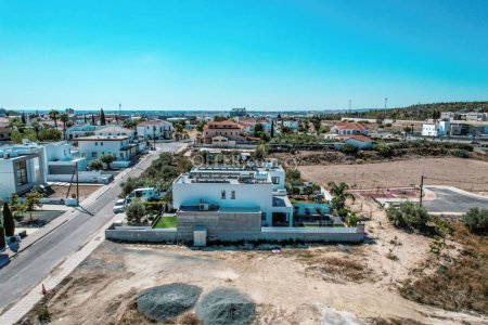Building Plot for Sale in Aradippou, Larnaca - 3