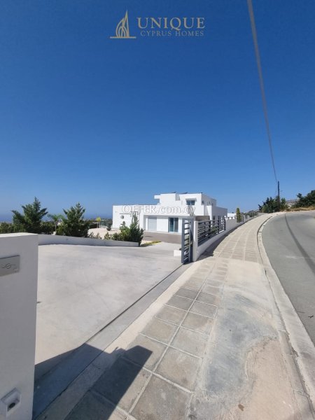 Luxury 5 bedroom Villa for Rent - 10