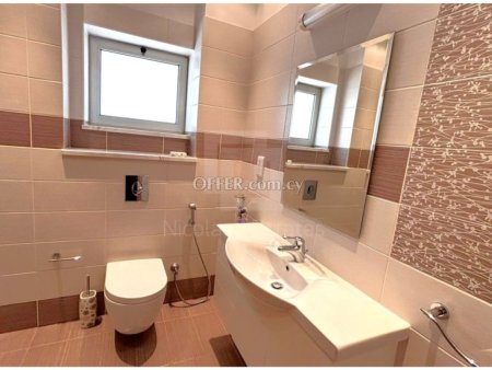 Three bedroom apartment on the sea side in Agios Tychonas area - 6