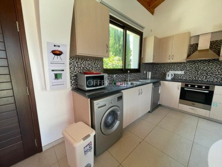 Spectacular Villa with Beautiful Garden in Ayia Thekla - 15