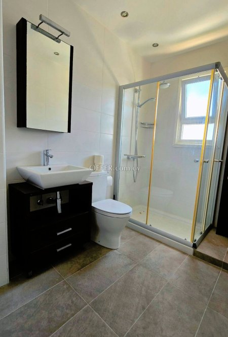 2 Bed Apartment for sale in Tombs Of the Kings, Paphos - 5