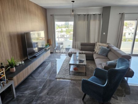 Three bedroom resale apartment in Zakaki area Limassol - 2