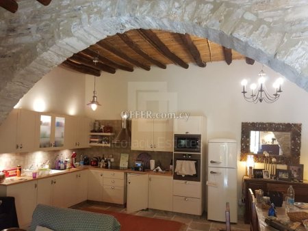 Quaint beautiful stone village house in Lefkara village - 2