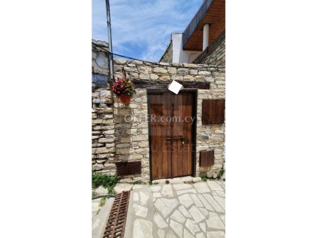 Quaint beautiful stone village house in Lefkara village - 9