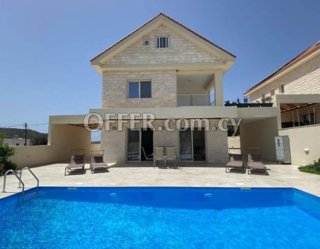 Brand new 5 bedroom villa - 4