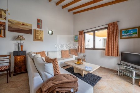 Bungalow in Droushia - 3