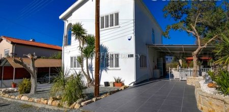 House (Detached) in Lania, Limassol for Sale - 3