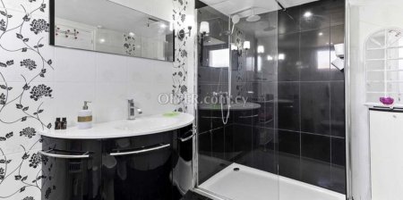 House (Detached) in Lania, Limassol for Sale - 10