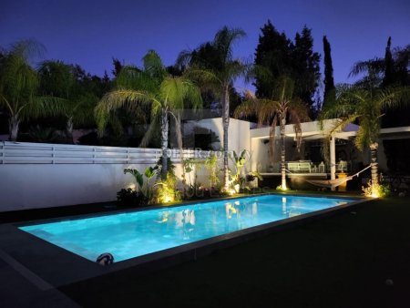 Four Bedroom Luxury House with Basement and Swimming Pool for Sale in Carolina Park Dali - 8