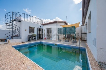 Bungalow in Droushia - 8