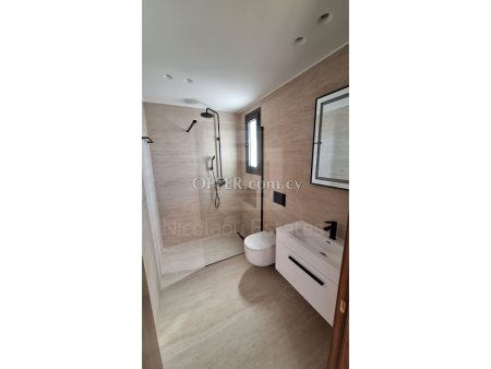 Whole floor 3 bed Penthouse with extra roof garden and stunning city and seaview - 3