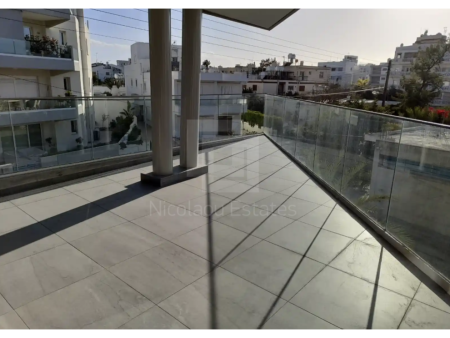 Whole floor three bedroom apartment for rent in Lykavitos Nicosia - 9