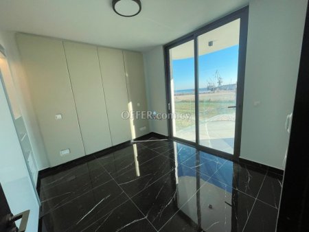 2 Bed Apartment for Sale in Harbor Area, Larnaca - 4