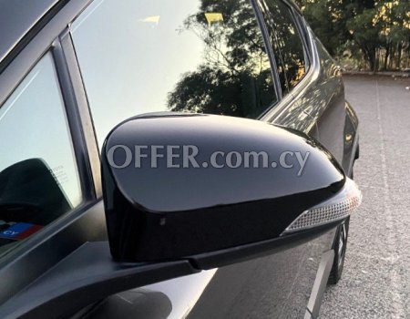 2021 Toyota CHR 1.8L Hybrid Automatic SUV - 5