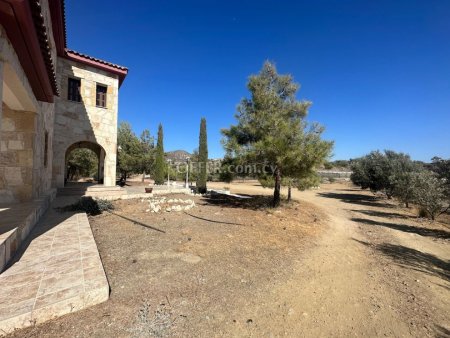 5 Bed Detached Villa for sale in Moni, Limassol - 2