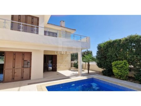 Three plus 1 bedroom Villa in strovolos near Falcon - 10