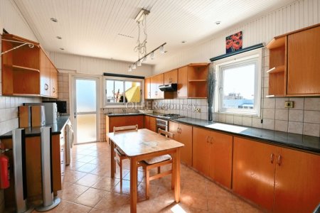 4 Bed Apartment for Sale in Harbor Area, Larnaca - 9