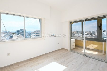 4 Bed Apartment for Sale in Harbor Area, Larnaca - 4