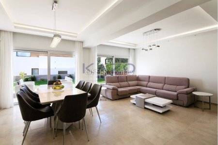 Astonishing Three Bedroom Detached House for Sale in Parekklisia Area - 5
