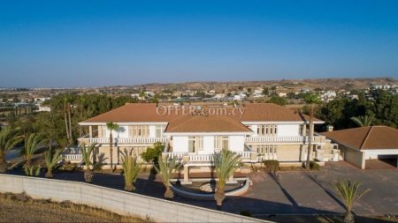 4 Bed Detached Villa for Sale in Tseri, Nicosia - 10
