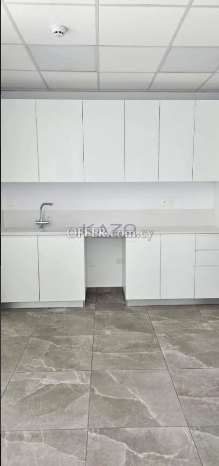 Showroom for Rent in Agios Nektarios - 4
