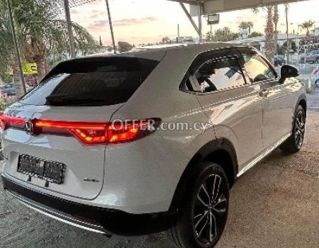 2022 Honda HRV 1.5L Hybrid Automatic SUV - 6