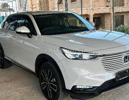 2022 Honda HRV 1.5L Hybrid Automatic SUV - 8