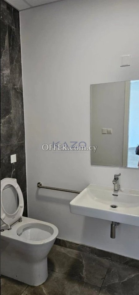 Showroom for Rent in Agios Nektarios - 2