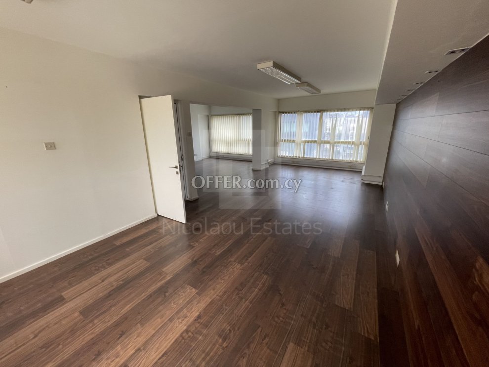 220 m2 office for rent in town center near Agios antonios - 6