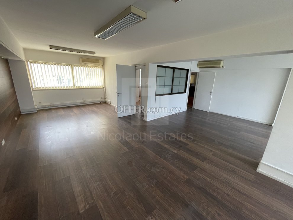 220 m2 office for rent in town center near Agios antonios - 5