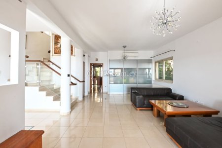 5 Bed Detached Villa for Sale in Agia Fyla, Limassol - 11