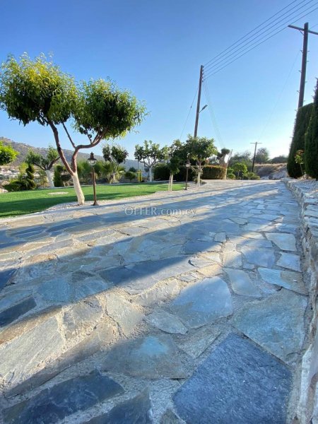 3-bedroom Detached Villa 140 sqm in Pissouri - 11