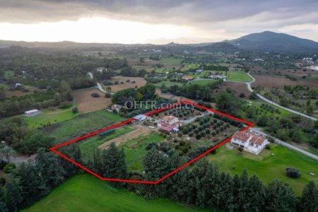 Two-storey house in a large field in Pyrga, Larnaca - 4