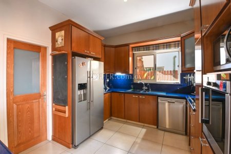 5 Bed Detached Villa for Sale in Agia Fyla, Limassol - 7
