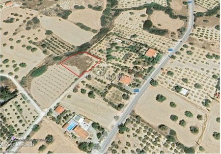 Agricultural Field for sale in Pentakomo, Limassol