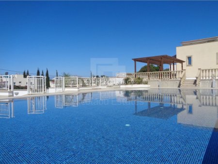 3 Bedroom Maisonette for Sale in Universal area Paphos - 9