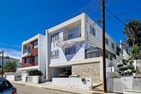 Three-storey house in Egkomi, Nicosia - 6