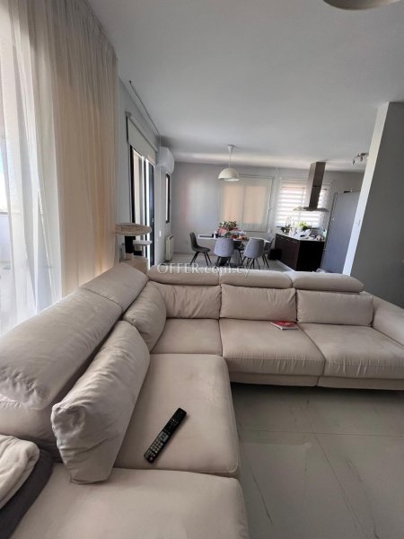 Apartment (Penthouse) in Mackenzie, Larnaca for Sale - 10