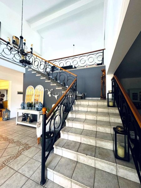 SPACIOUS VILLA FOR SALE IN YPSONAS LIMASSOL - 8