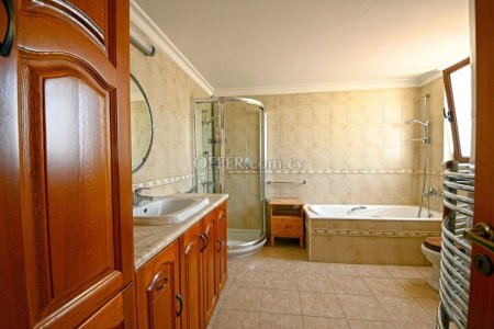 4 Bed Detached Villa for Rent in Ayia Napa, Ammochostos - 3
