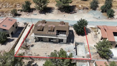 House (Detached) in Souni-Zanakia, Limassol for Sale - 3