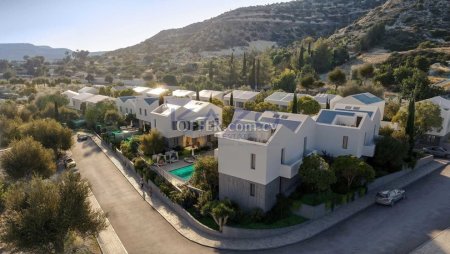 Spacious Villa for Sale in Palodeia with 180 m2 - 9