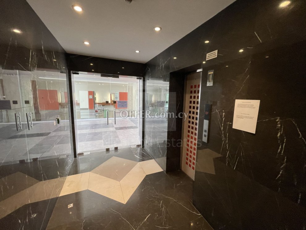 Modern two bedroom apartment for sale in Chapo central for sale - 9