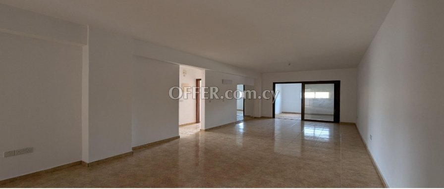 For Sale €600,000 Kiti Larnaca - 3