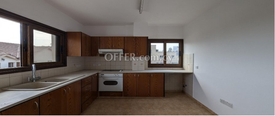 For Sale €600,000 Kiti Larnaca - 5