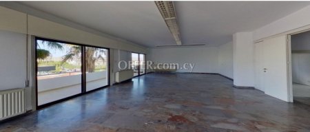 For Sale €275,000 Apartment 4 bedrooms Egkomi Nicosia