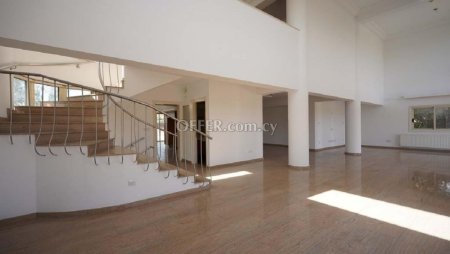 For Sale €710,000 House 4 bedrooms Latsia (Lakkia) Nicosia