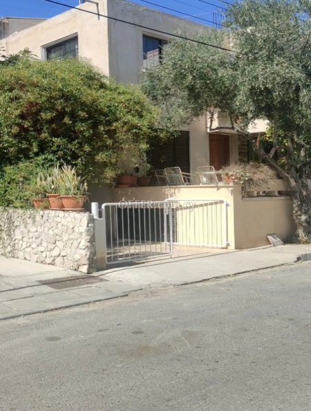For Rent €950 Apartment 3 bedrooms Agios Dometios Nicosia