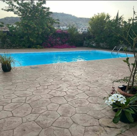For Sale €385,000 House 4 bedrooms Oroklini, Voroklini Larnaca